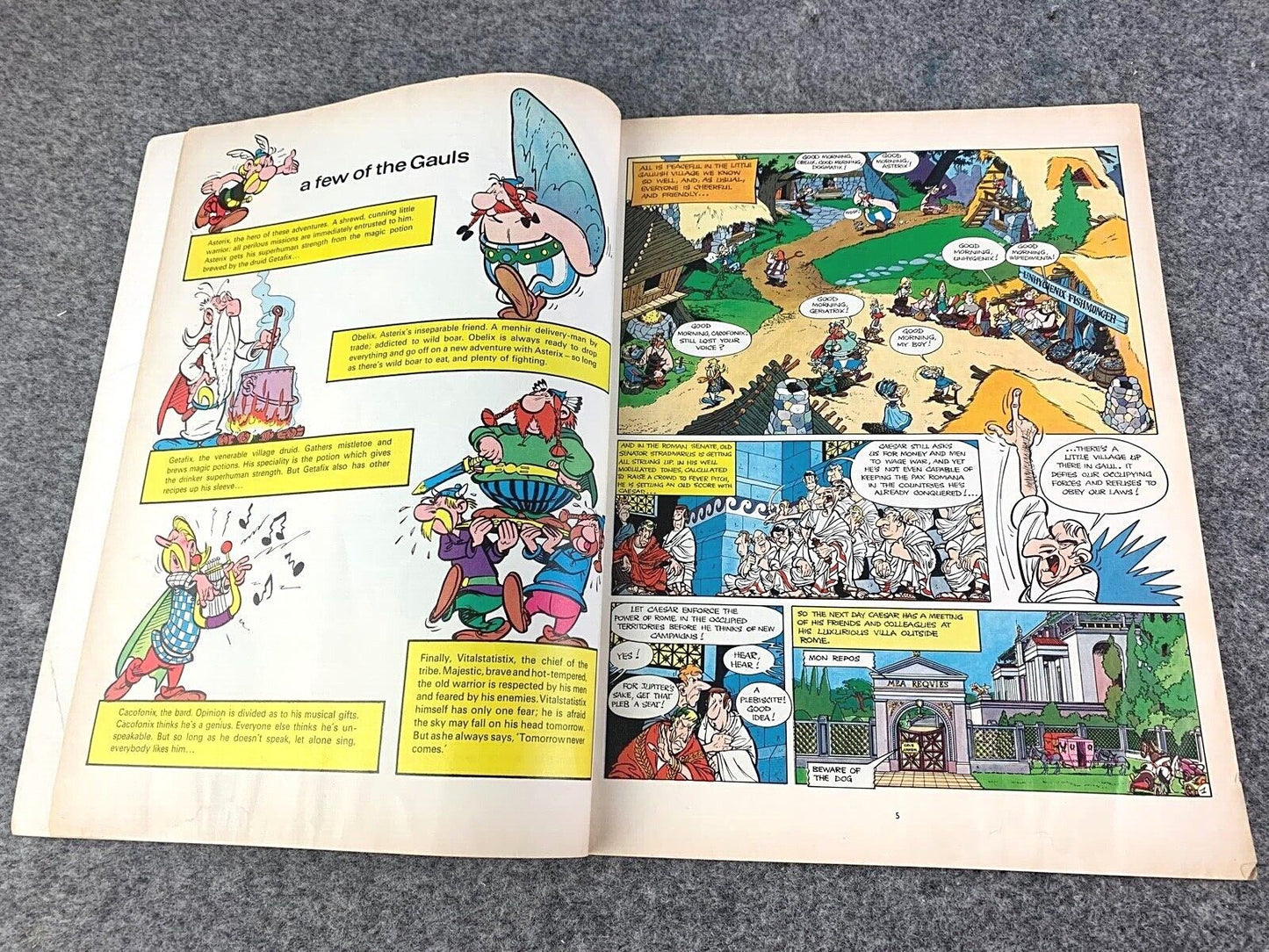 Asterix & the Roman Agent - 1970/80s Hodder/Dargaud UK Edition Paperback Book Uderzo