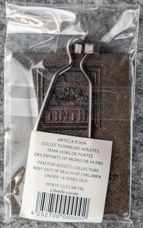 Moulinsart Tintin Title Cover Keyring 42517 - Land of Soviets Metal (re-colourised)