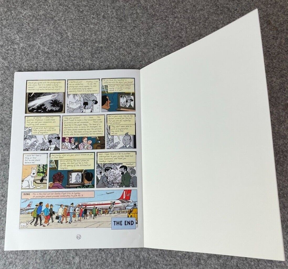 Flight 714 Tintin Book Egmont UK Paperback Edition