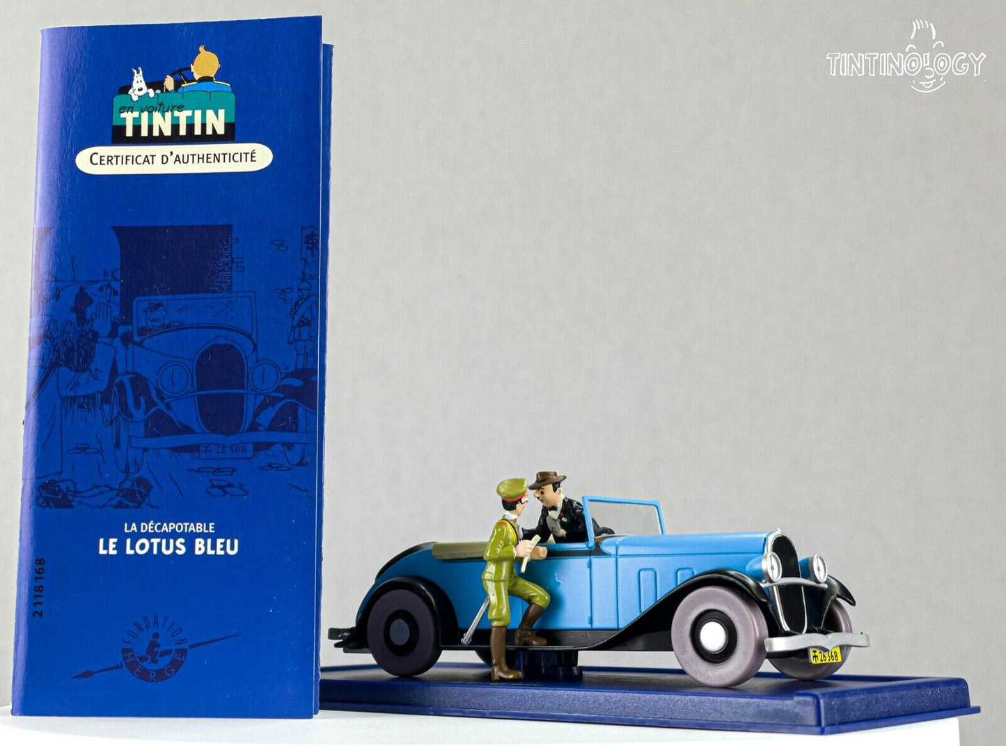 ATLAS TINTIN CAR # 68 Decapotable Bleu - Blue Lotus Herge model car 1/43 Scale