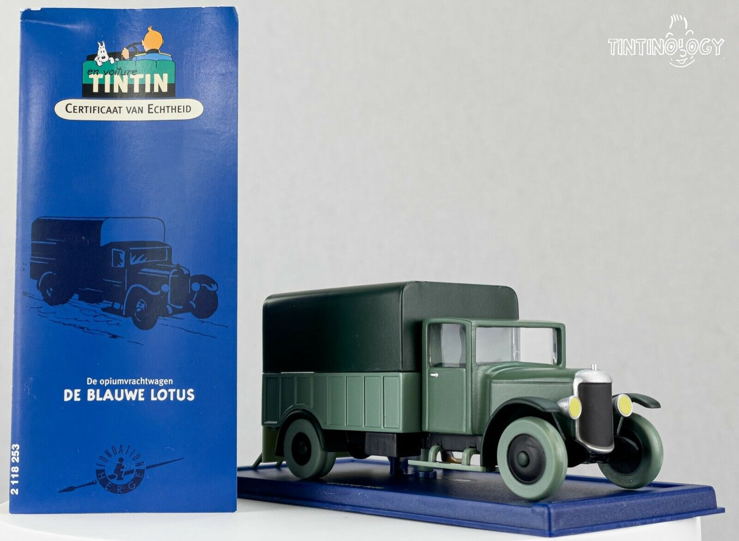 ATLAS TINTIN CAR # 53 Green Truck: Blue Lotus Herge model car 1/43 Scale Voiture