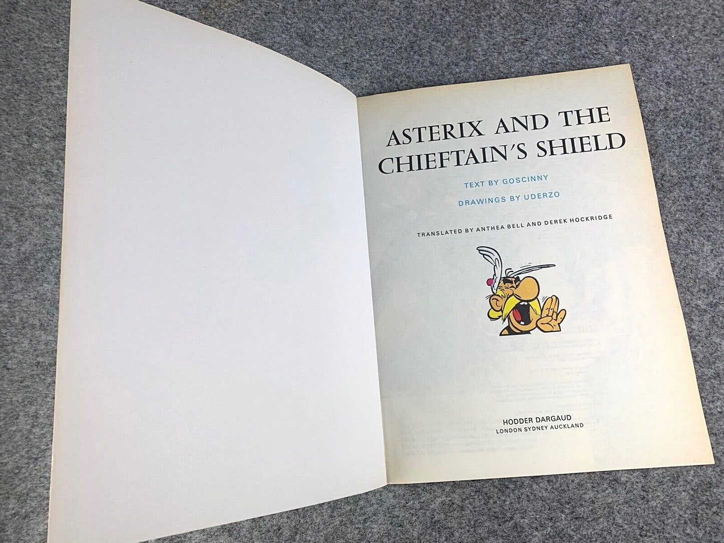 Asterix & the Chieftain's Shield - 1970/80s Hodder/Dargaud UK Edition Paperback Book Uderzo