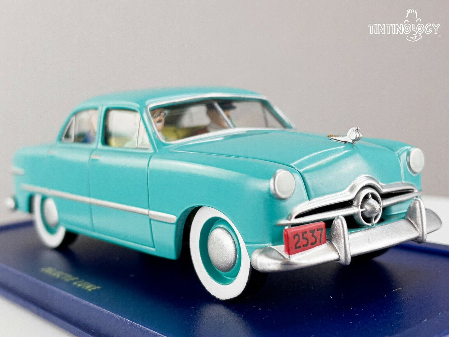 ATLAS TINTIN CAR # 49 Ford Custom - Destination Moon Herge model car 1/43 Scale