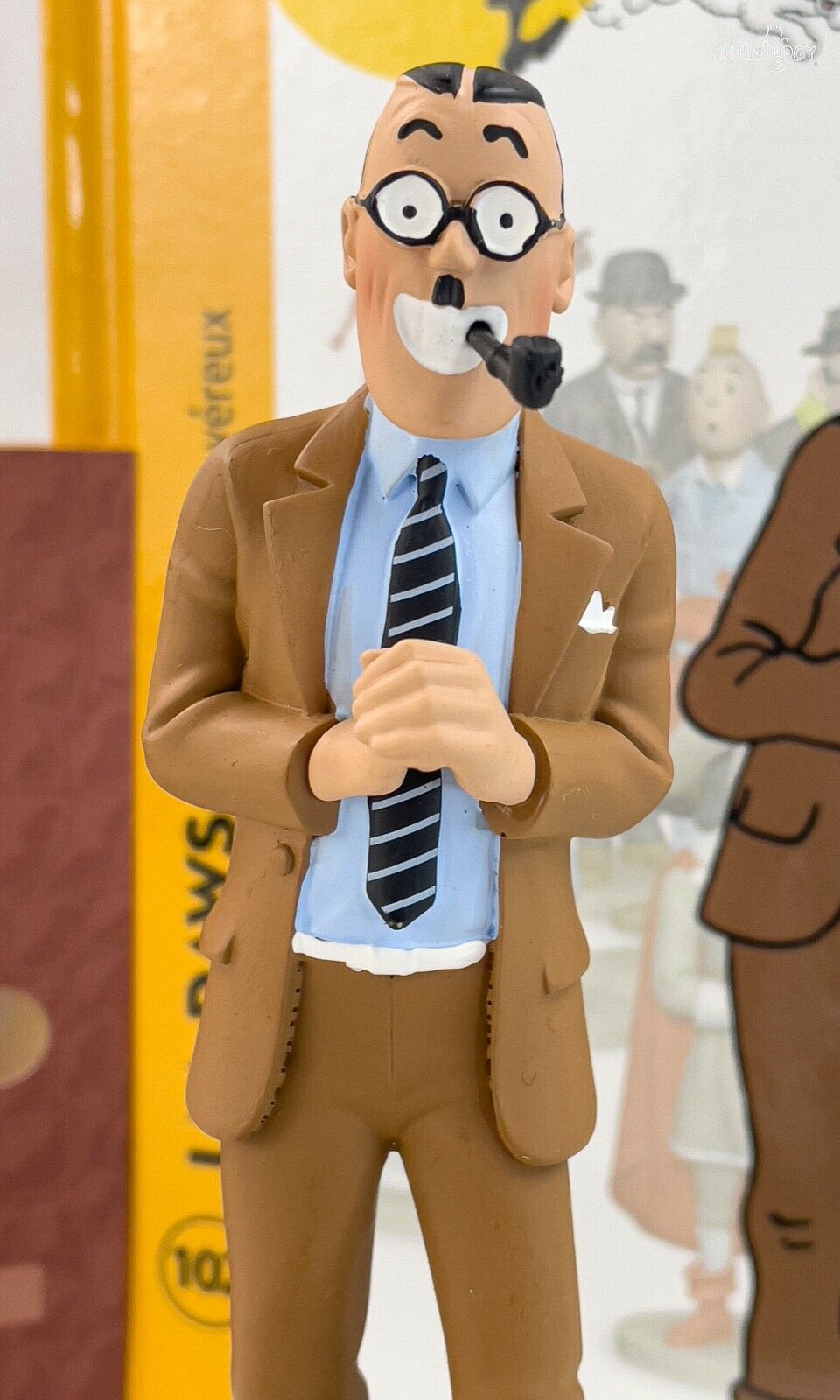 Tintin Figurines Officielle # 102 JM Dawson: Blue Lotus ML Resin Model Figure
