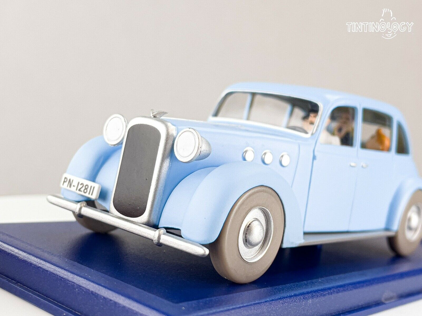 ATLAS TINTIN CAR # 27 Castafiores car Ottokar Herge model car 1/43 Scale Voiture