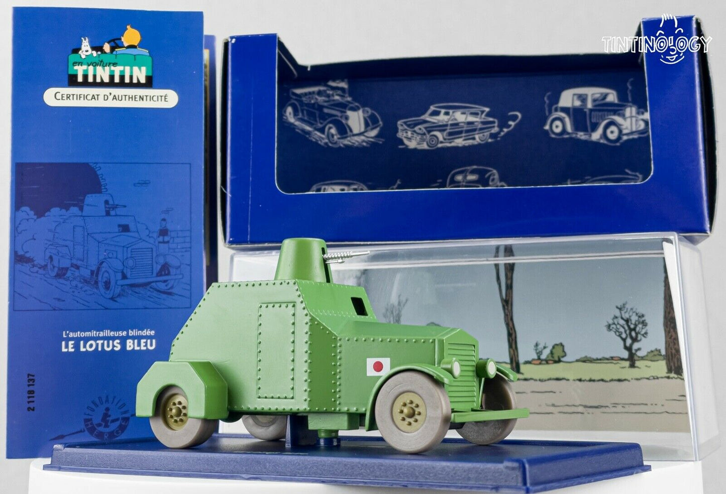 ATLAS TINTIN CAR # 37 Armoured Car - Blue Lotus Herge model car 1/43 Scale