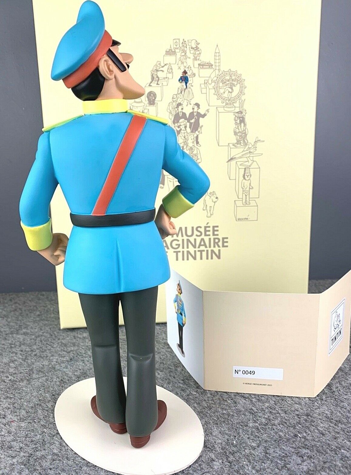 Statuette Moulinsart 46018 General Alcazar Musee Imaginaire 2021 Tintin Resin