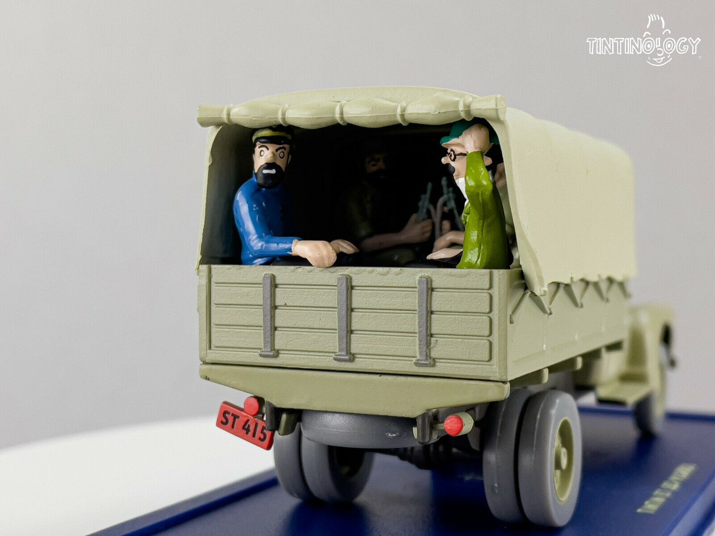 ATLAS TINTIN CAR # 62 Alcazar's Chevrolet Army Truck: Picaros Herge model 1/43
