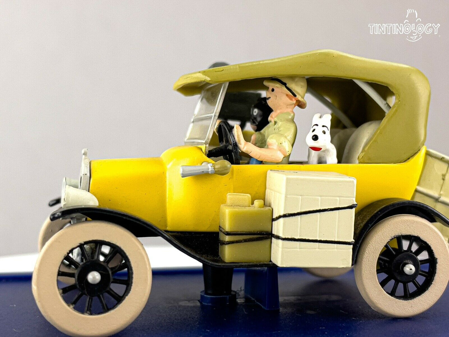 ATLAS TINTIN CAR # 3 Ford Model T: Congo - Herge Moulinsart model car 1/43 Scale