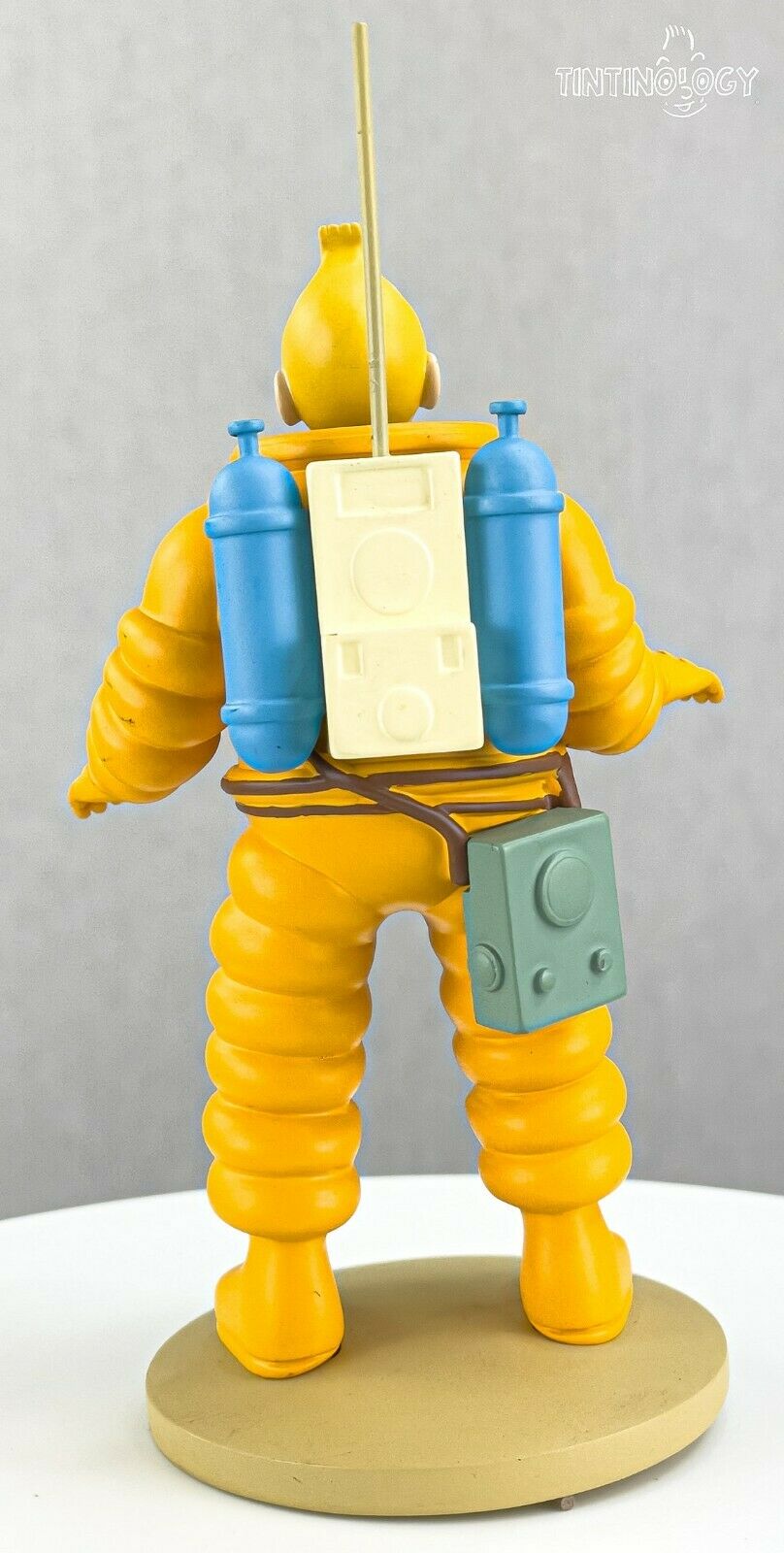 Tintin Figurines Officielle # 7 Tintin in Spacesuit - Moon Herge model ML Figure