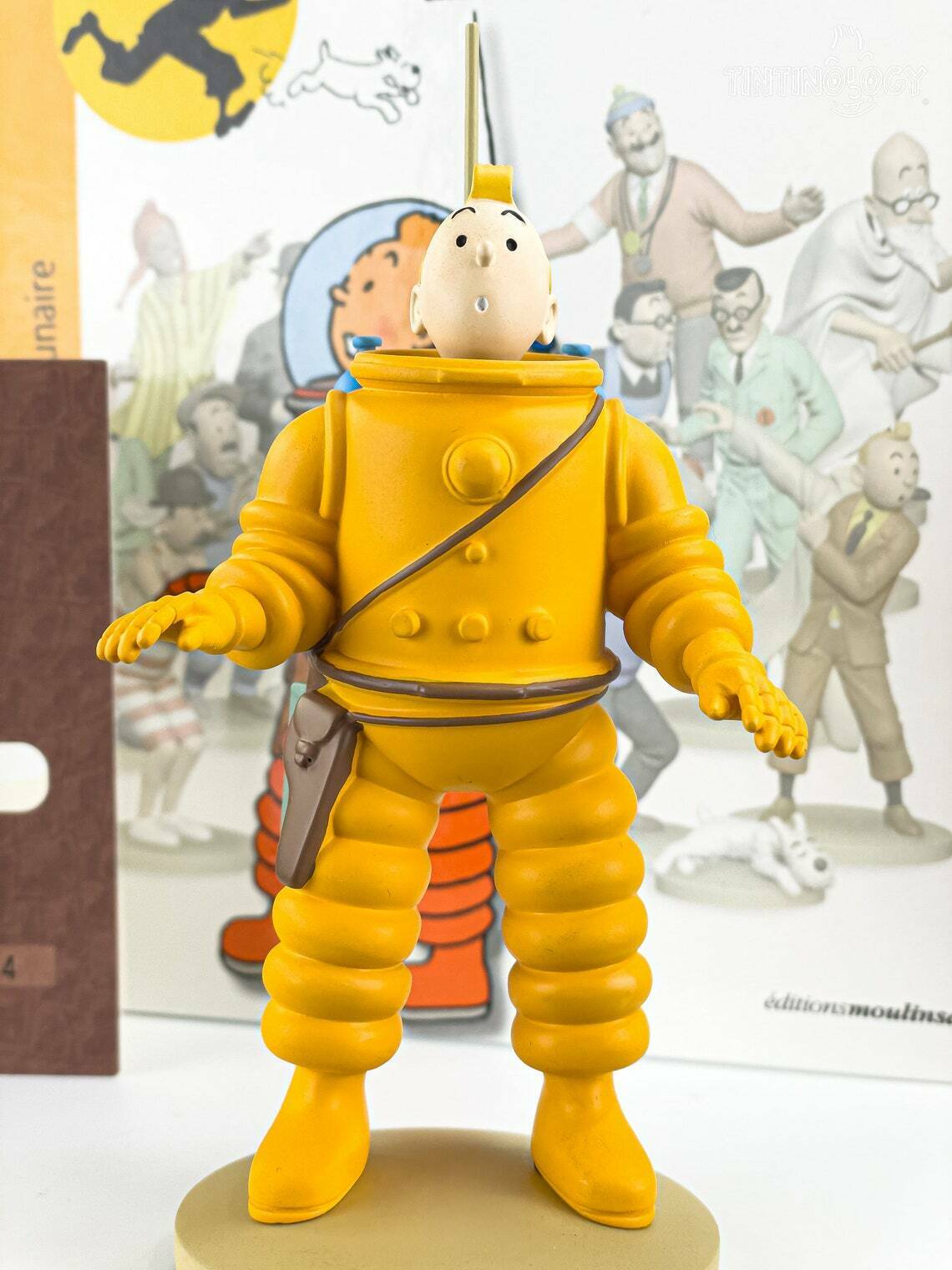 Tintin Figurines Officielle # 7 Tintin in Spacesuit - Moon Herge model ML Figure