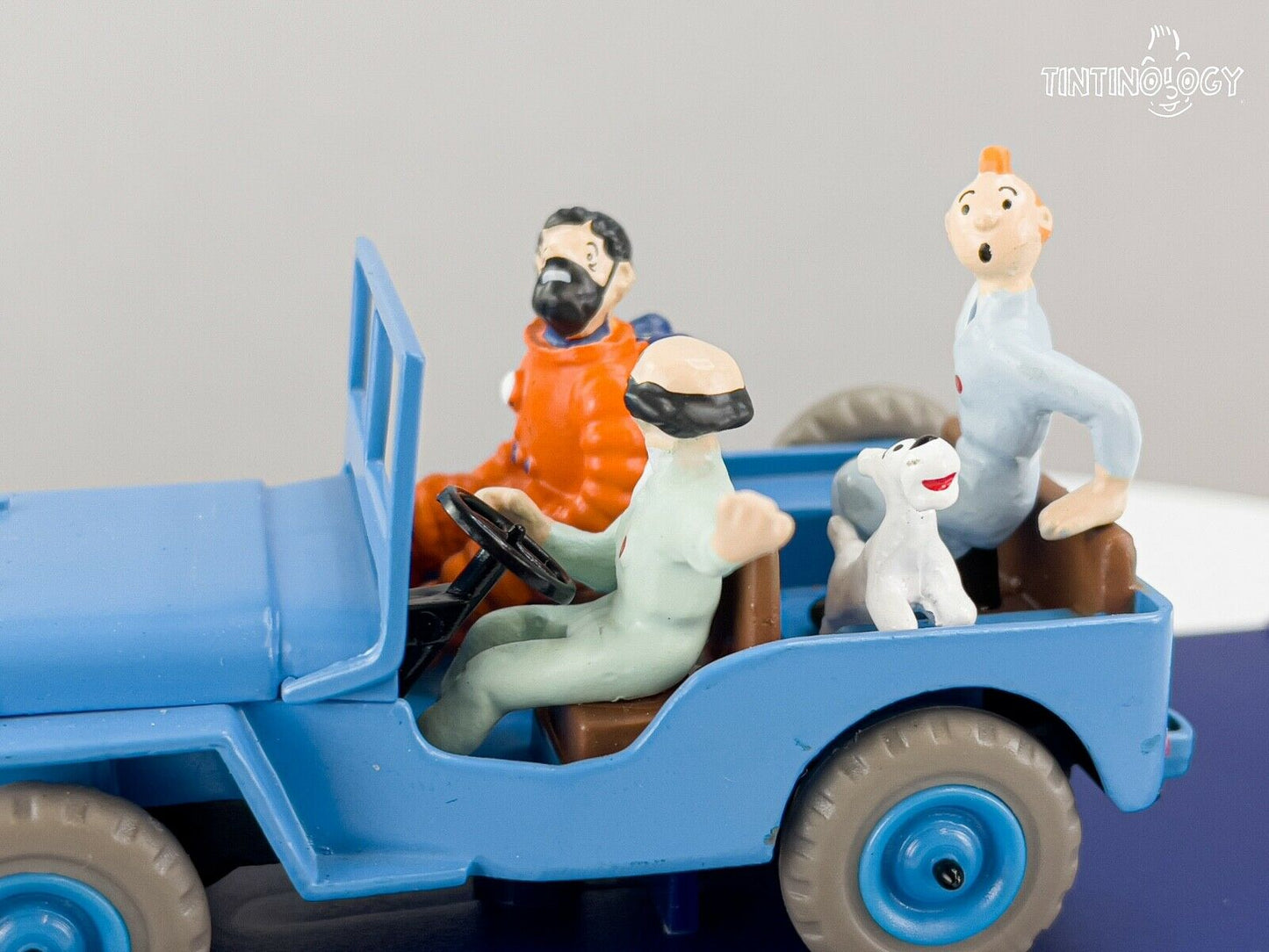 ATLAS TINTIN CAR # 1 Willys Jeep - Destination Moon Herge model car 1/43 Scale
