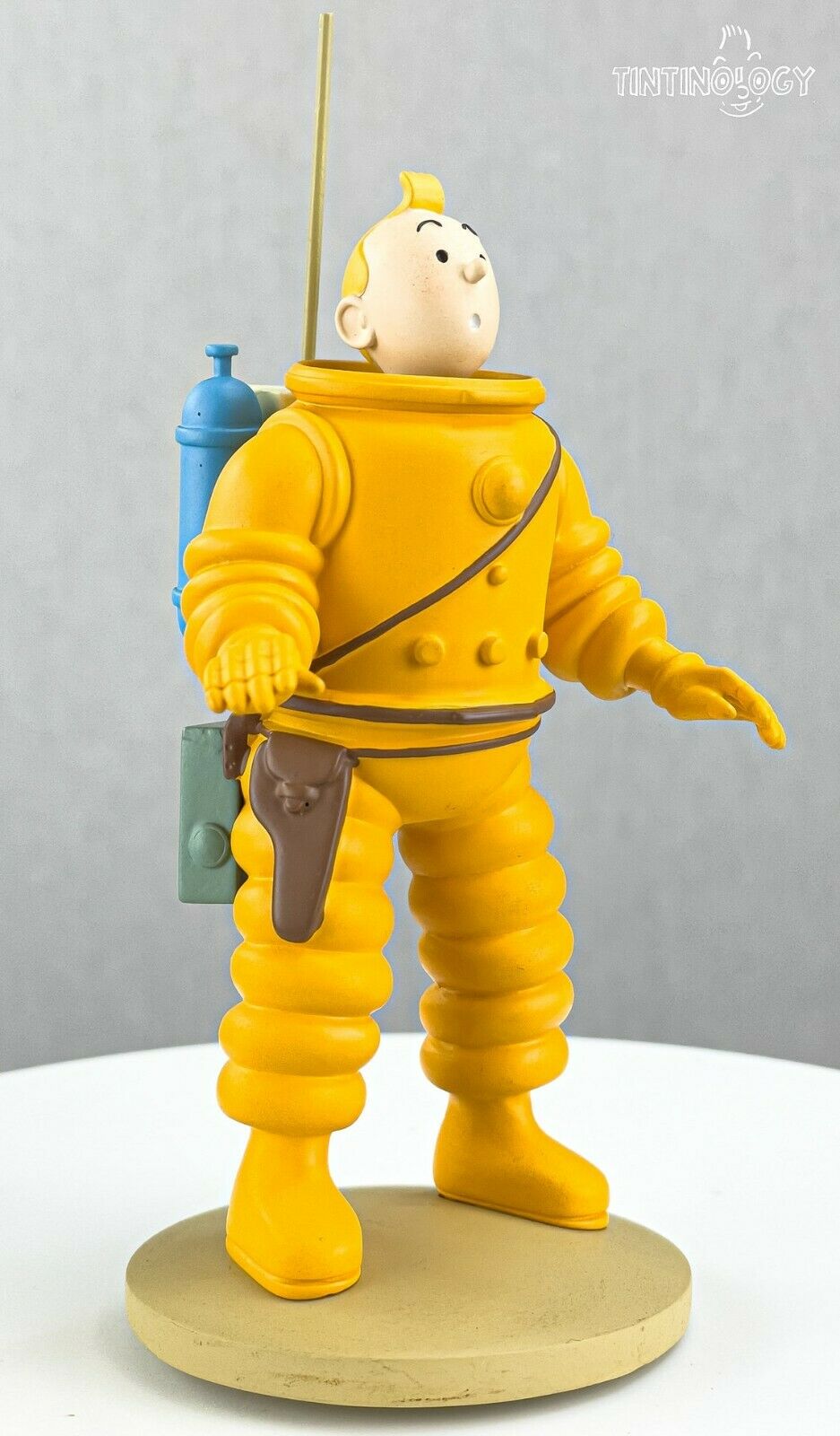 Tintin Figurines Officielle # 7 Tintin in Spacesuit - Moon Herge model ML Figure