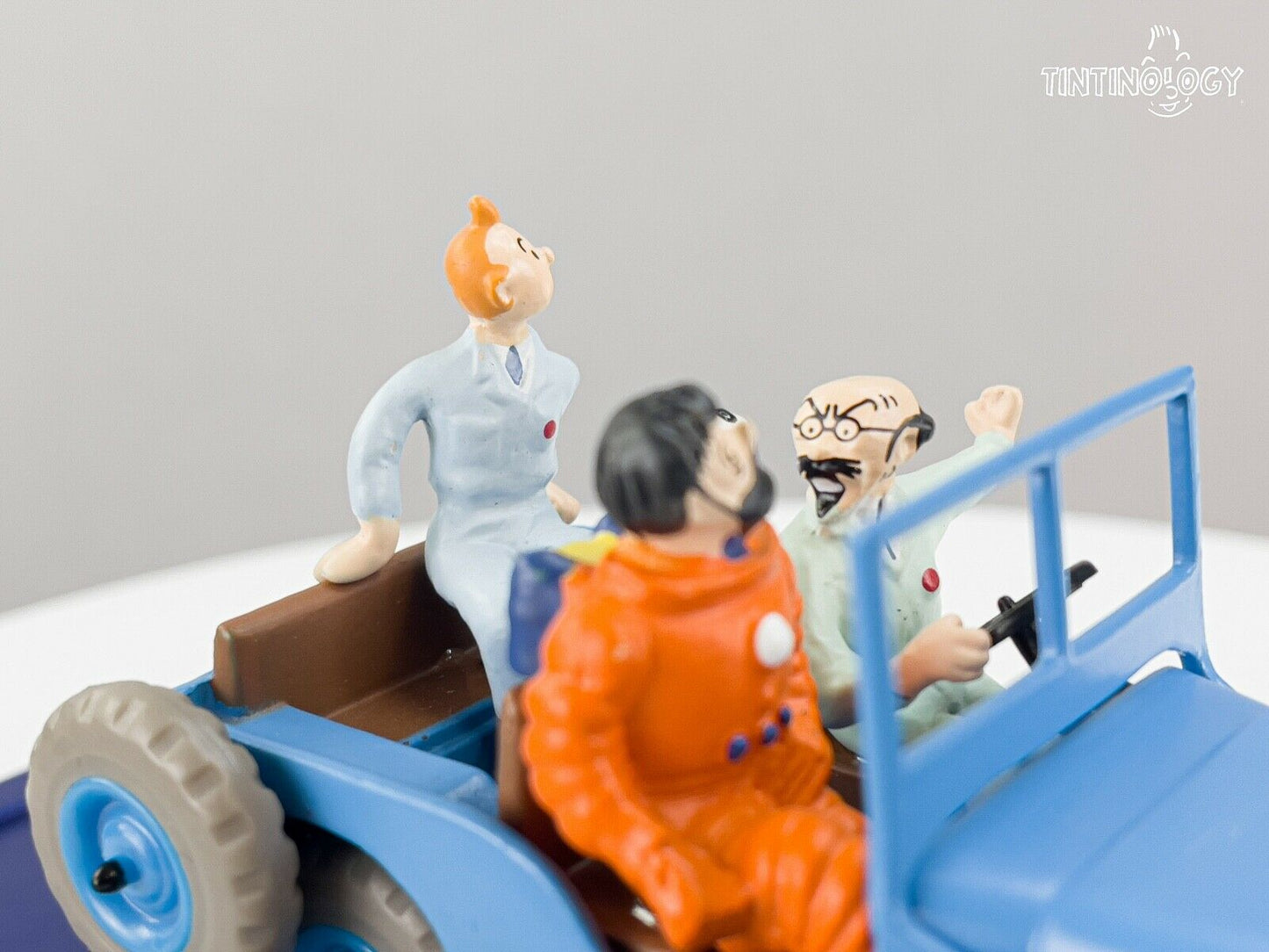 ATLAS TINTIN CAR # 1 Willys Jeep - Destination Moon Herge model car 1/43 Scale
