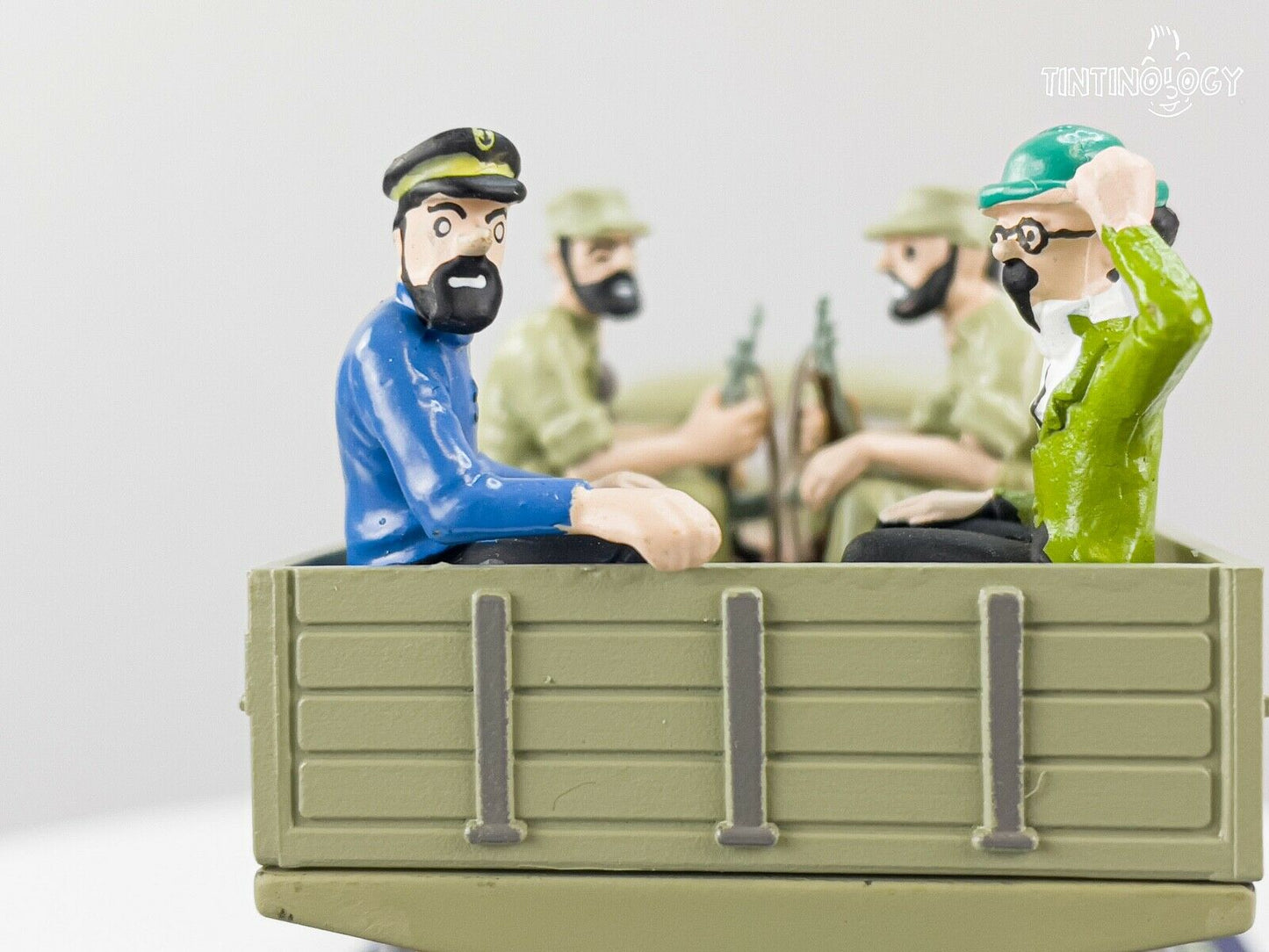 ATLAS TINTIN CAR # 62 Alcazar's Chevrolet Army Truck: Picaros Herge model 1/43