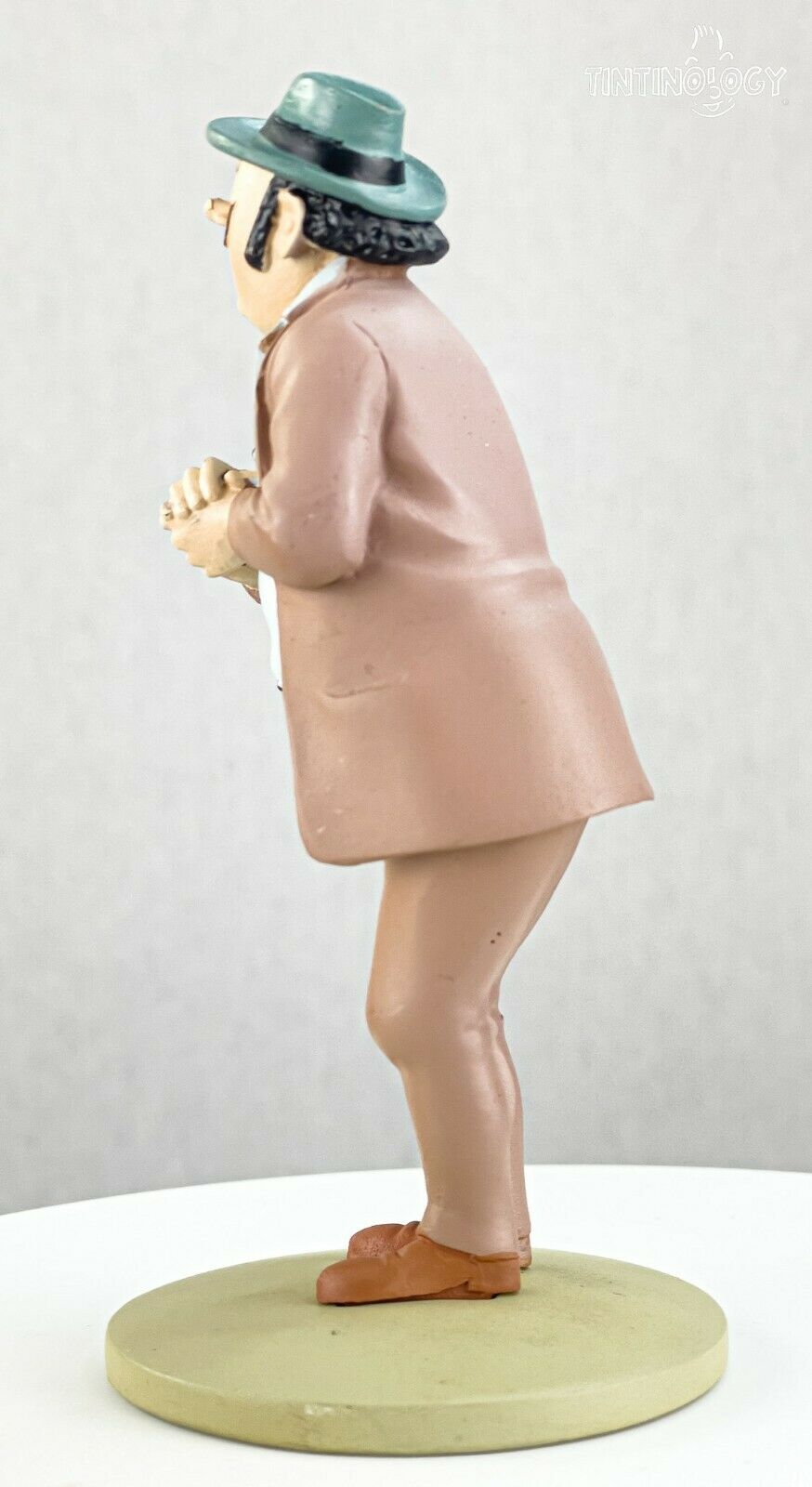 Tintin Figurines Officielle # 16 Oliveira Da Figuera model ML resin Figure