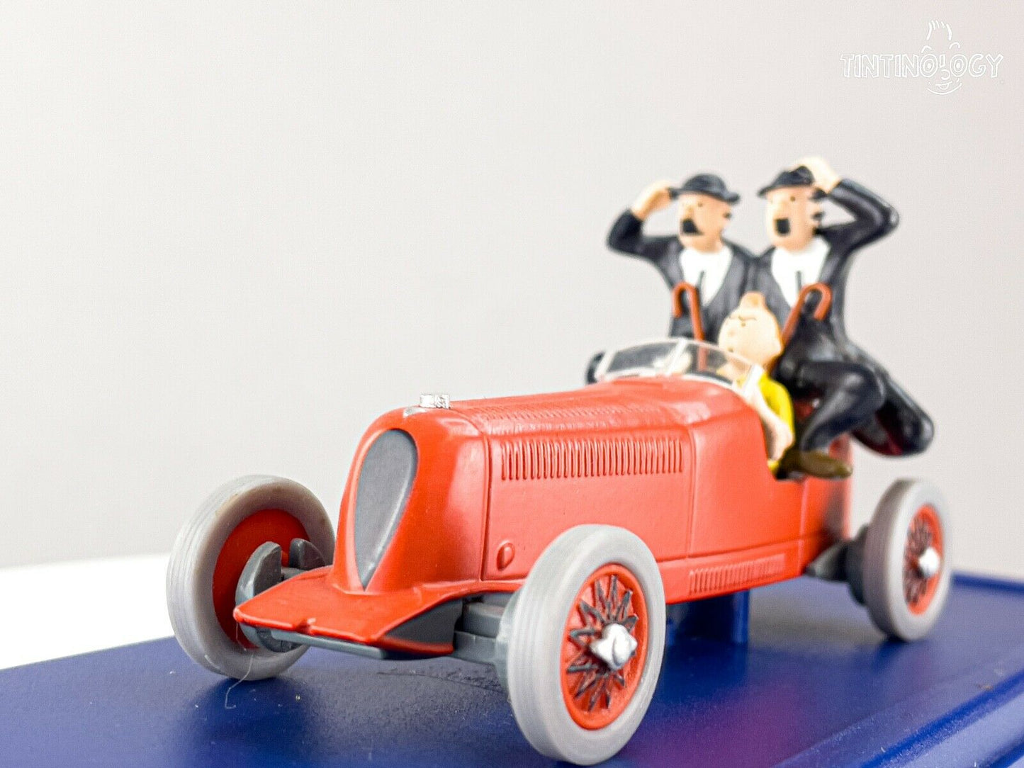 ATLAS TINTIN CAR # 2 Red Bolide - Cigars Pharaoh Herge model car 1/43 Scale