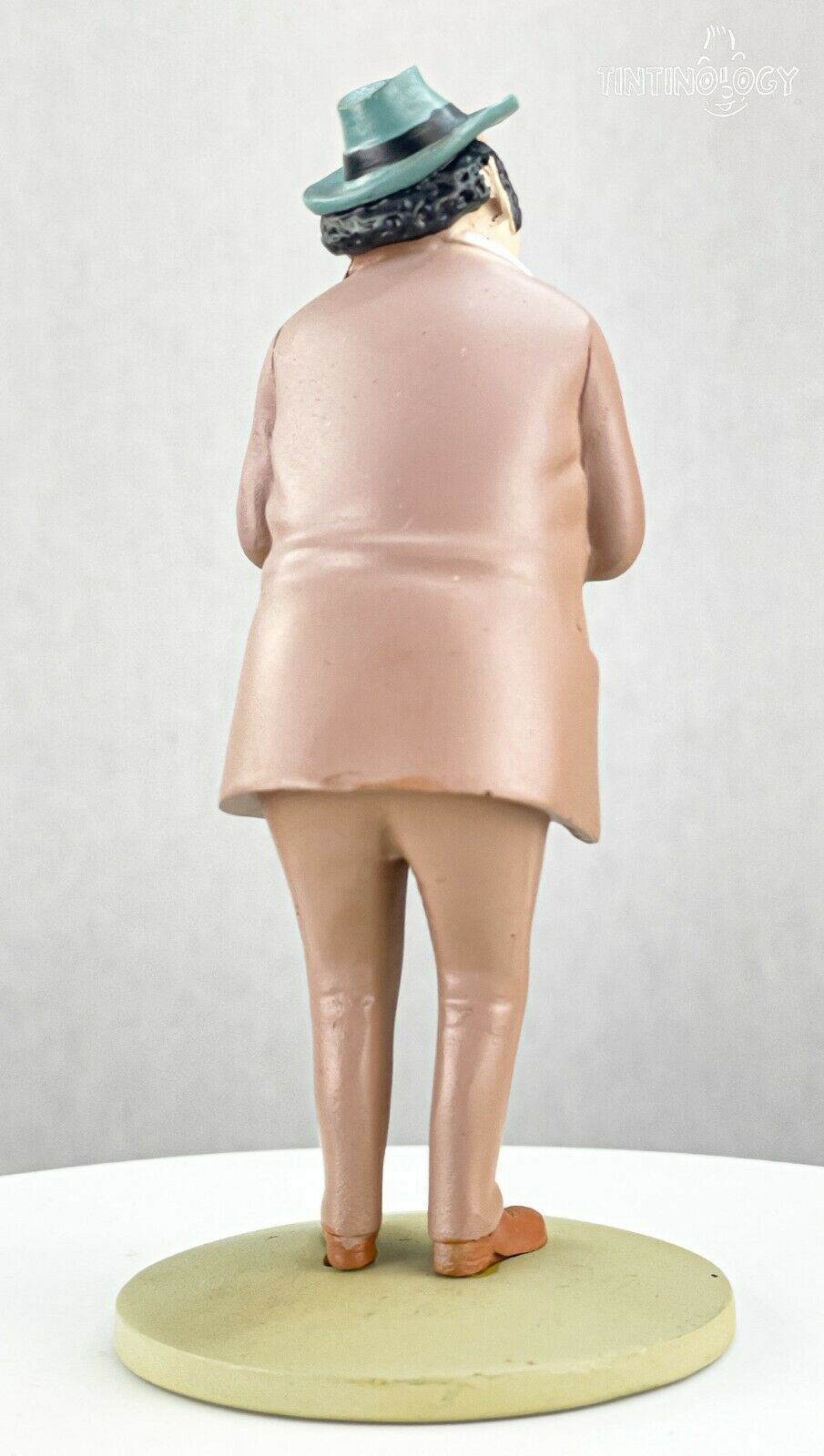 Tintin Figurines Officielle # 16 Oliveira Da Figuera model ML resin Figure