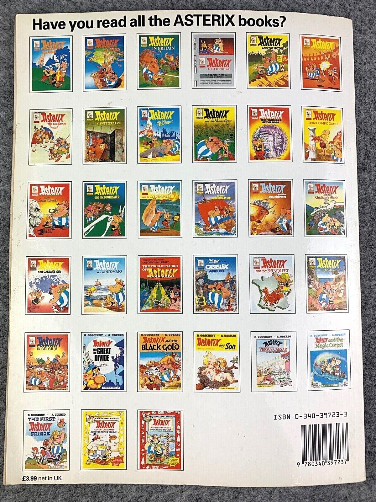 Asterix Versus Caesar - 1970/80s Hodder/Dargaud UK Edition Paperback Book Uderzo