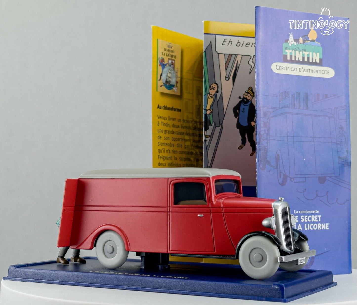 ATLAS TINTIN CAR # 65 Camionette - Secret Unicorn Herge model car 1/43 Scale