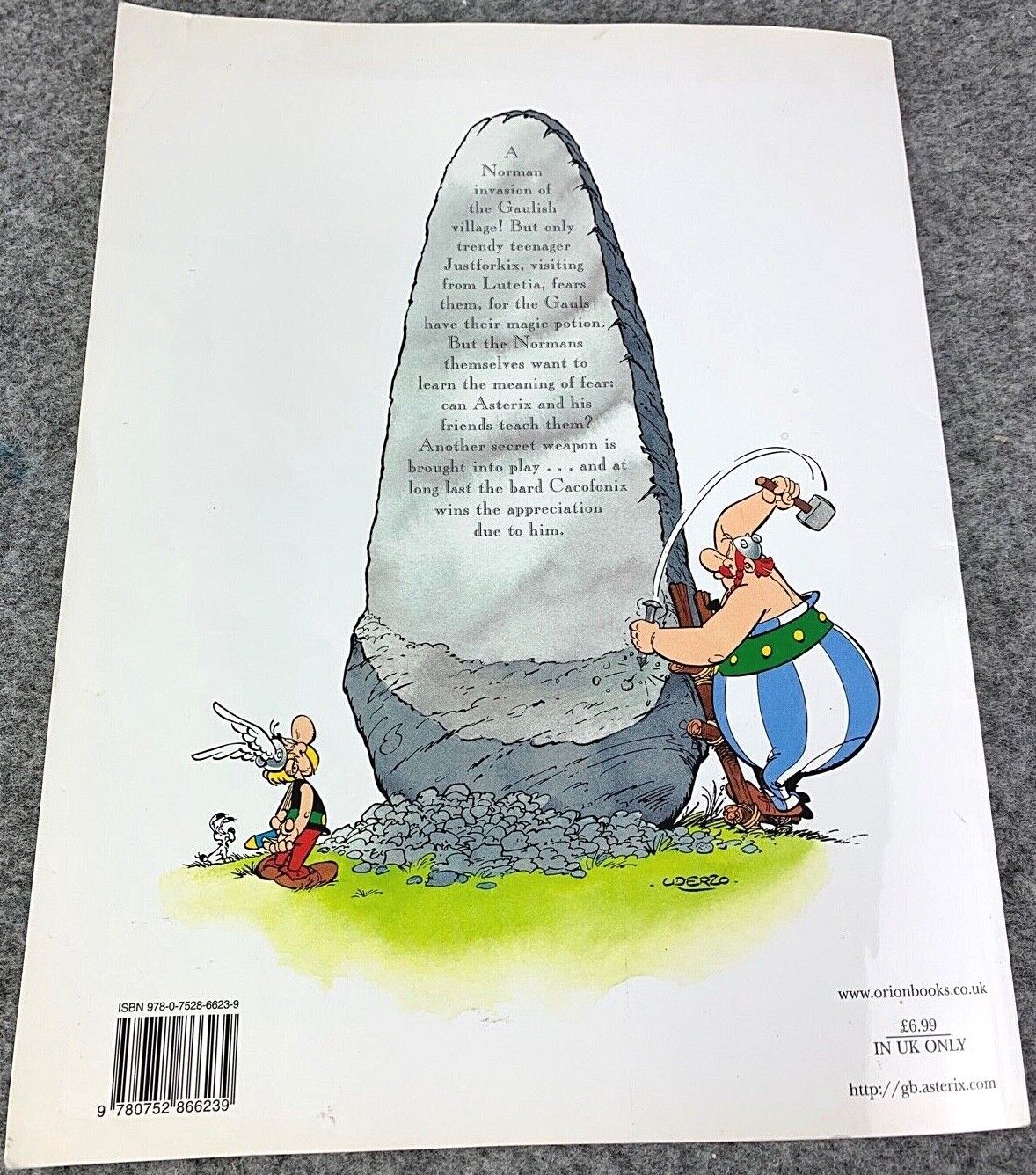 Asterix & Normans - 2000s Orion/Sphere UK Edition Paperback Book EO Uderzo
