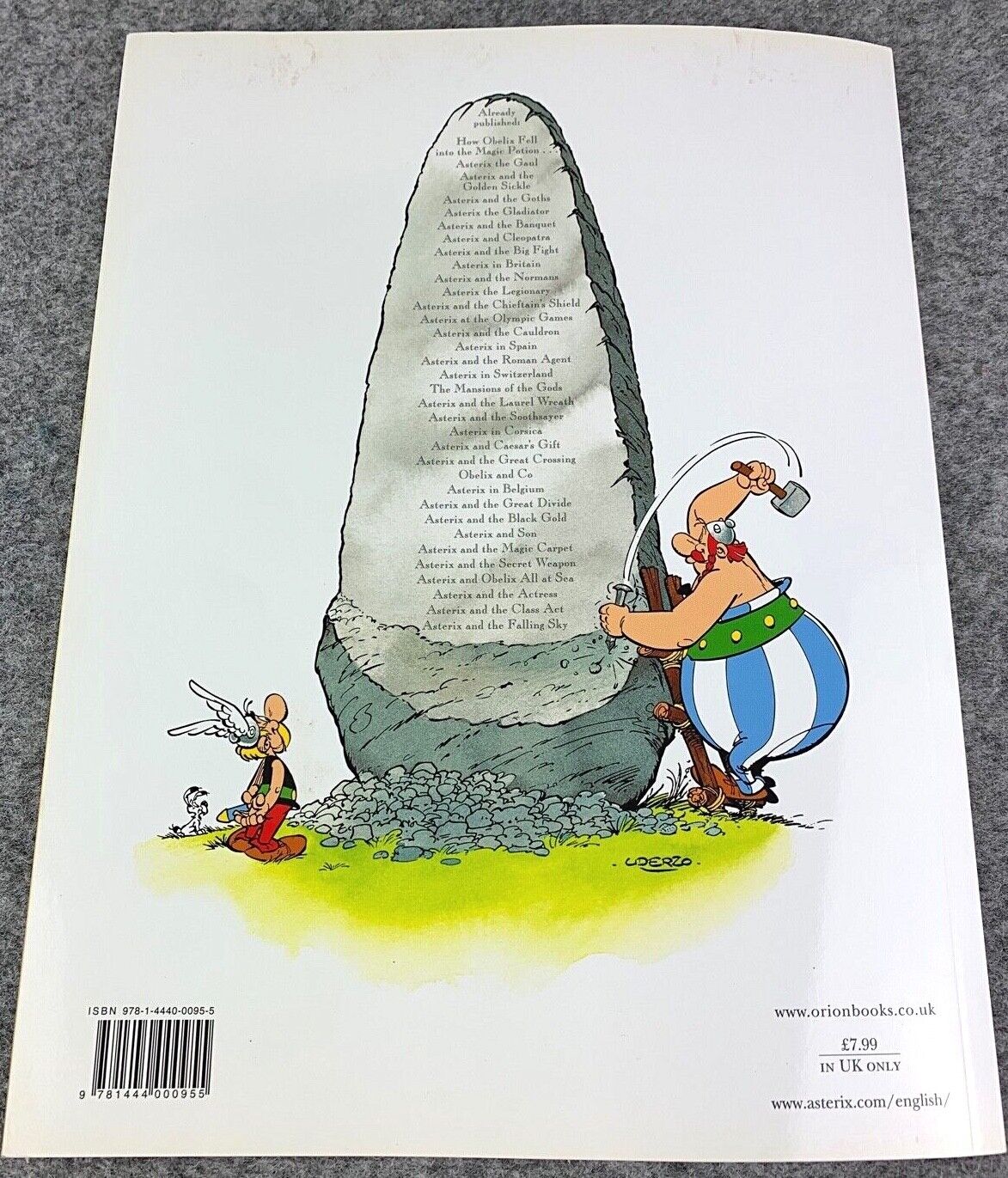 Asterix & Obelix's Birthday - 2000s Orion/Sphere UK Edition Paperback Book EO Uderzo