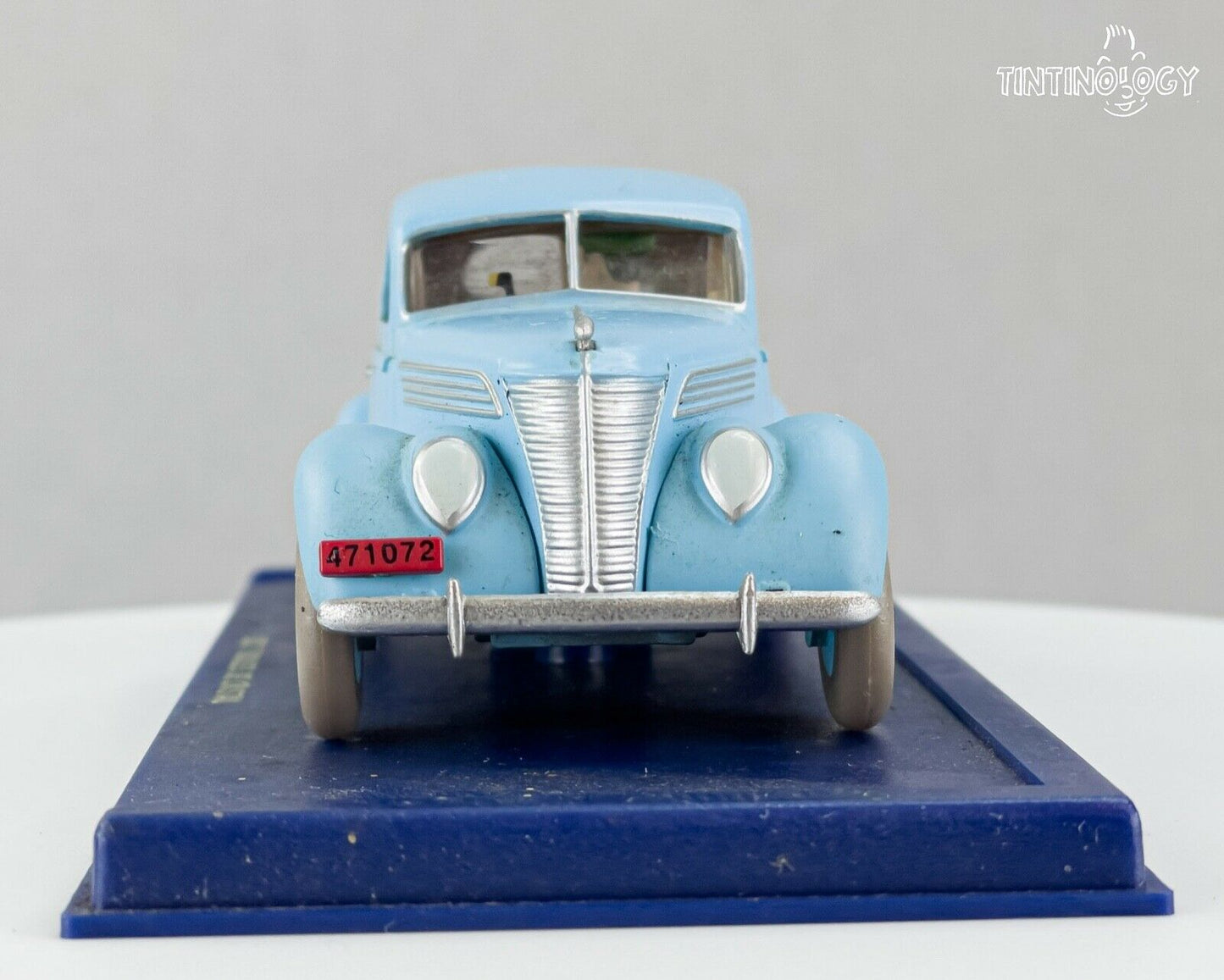 ATLAS TINTIN CAR # 25 Blue Ford Taxi 7 Crystal Balls Herge model car 1/43 Scale