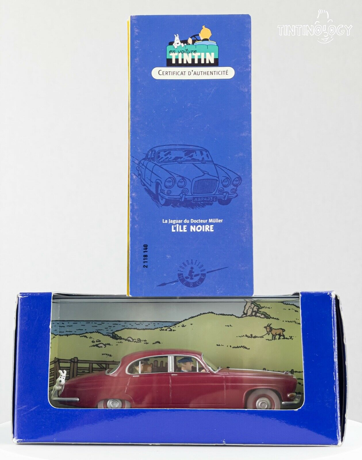 ATLAS TINTIN CAR # 40 Jaguar MK X - Black Island Herge model figure 1/43