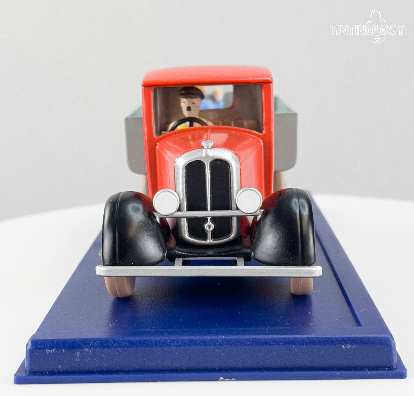 ATLAS TINTIN CAR # 36 Red Truck - Blue Lotus Herge model car 1/43 Scale