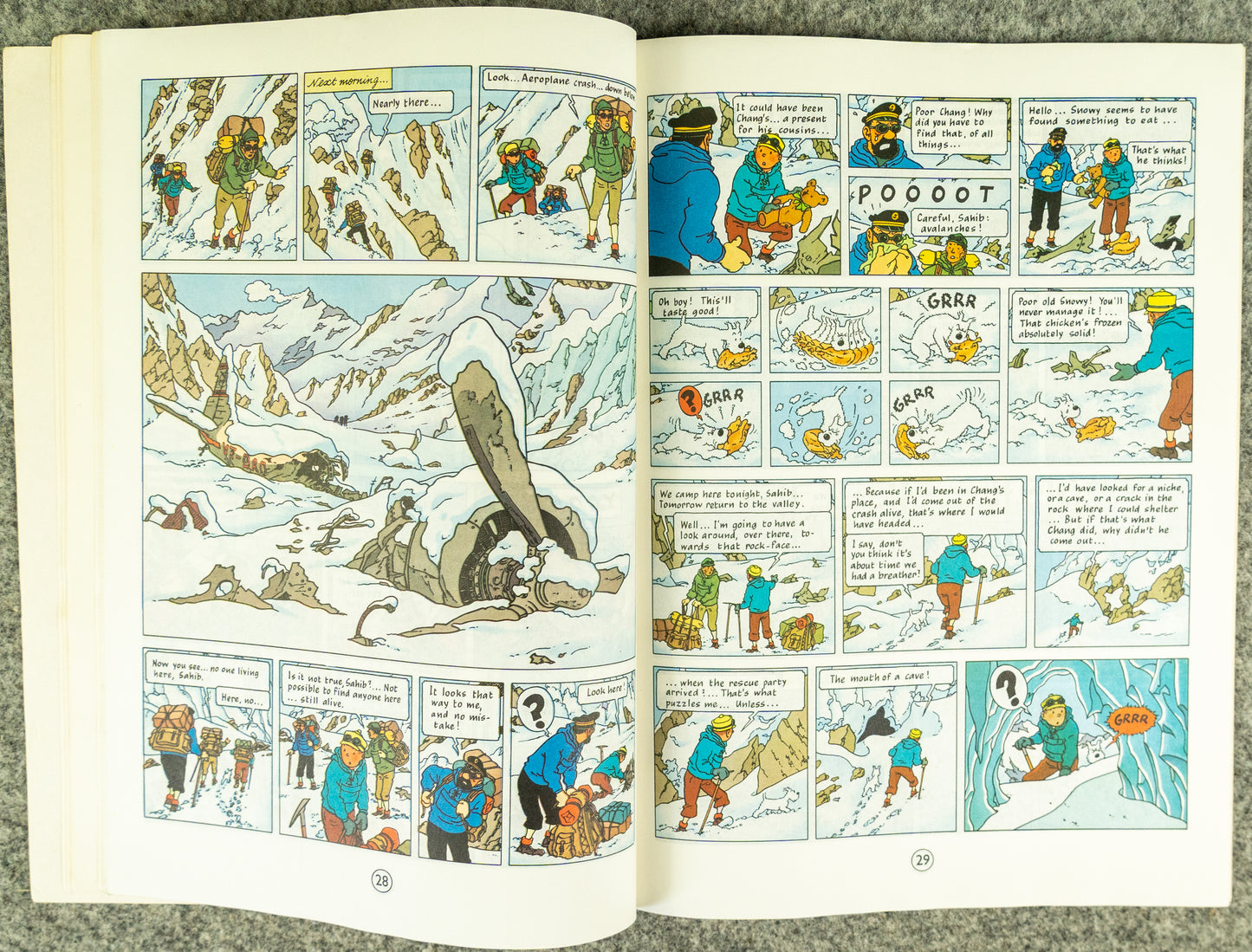 Tintin in Tibet - Tintin Magnet UK Paperback Edition Book 1980s