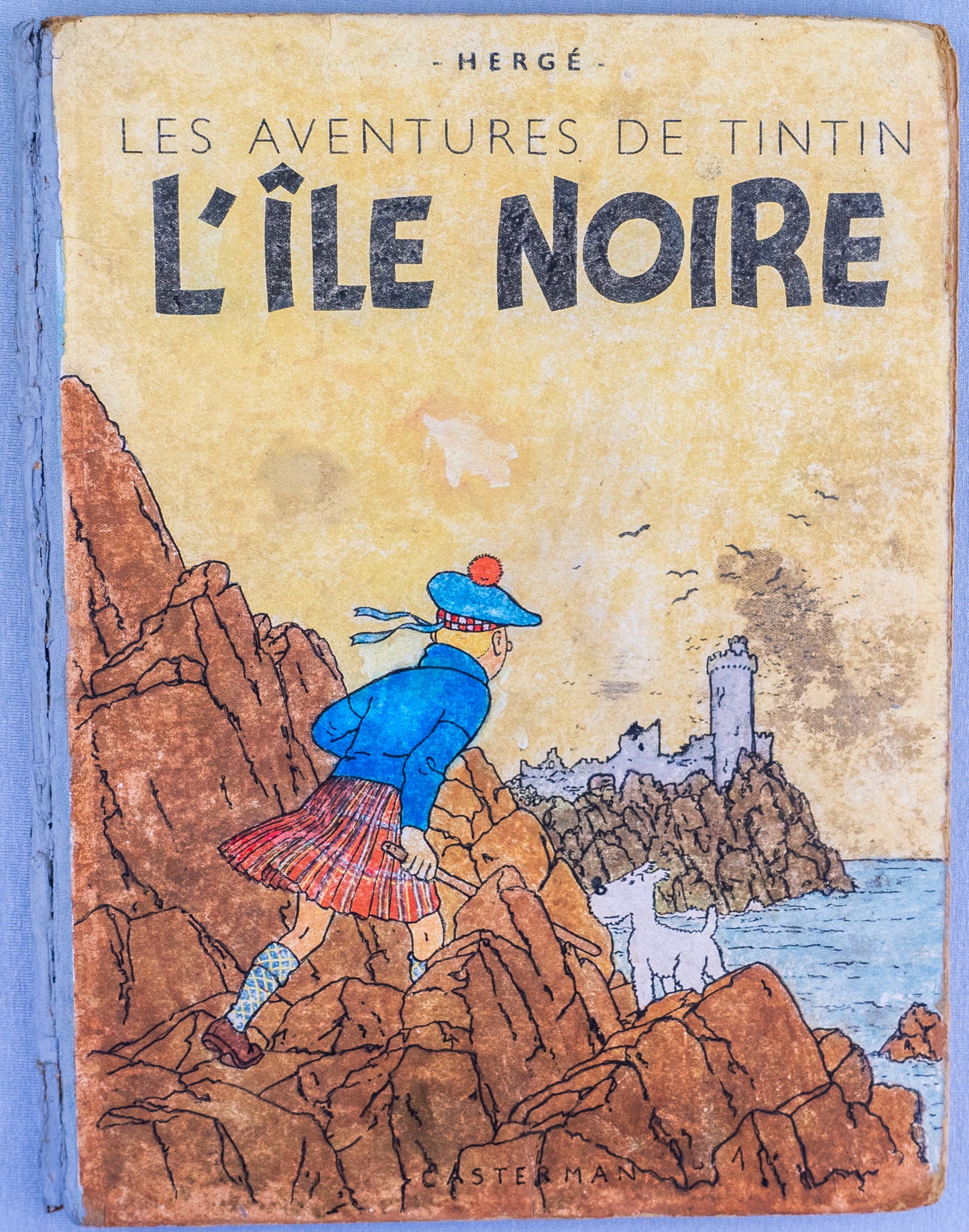 L' ile Noire: Casterman 1944 2nd Colour Edition A23 Rare Herge Tintin HB Comic Book