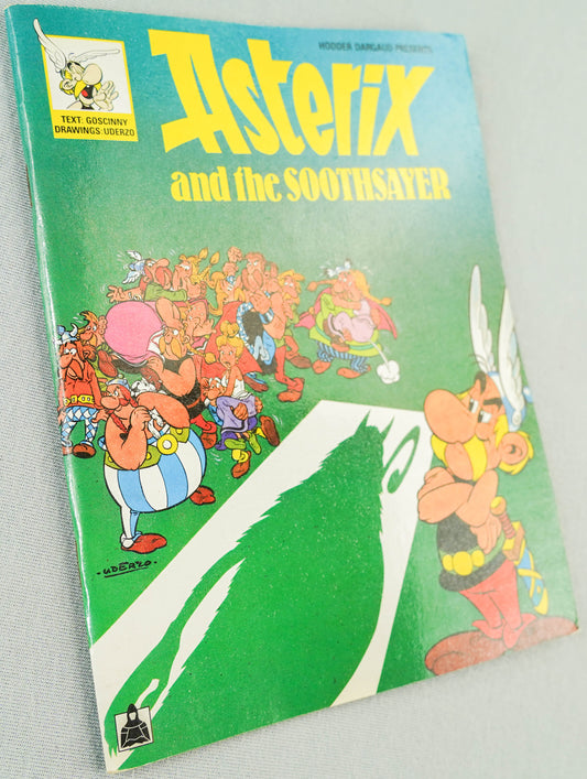 Asterix The Soothsayer Vintage Mini A5 Asterix Book UK Paperback Edition Uderzo