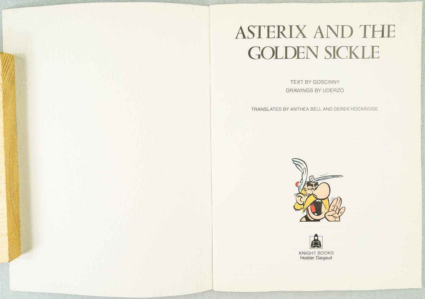Asterix and the Golden Sickle Vintage Mini A5 Asterix in Britain Book UK Paperback Edition Uderzo