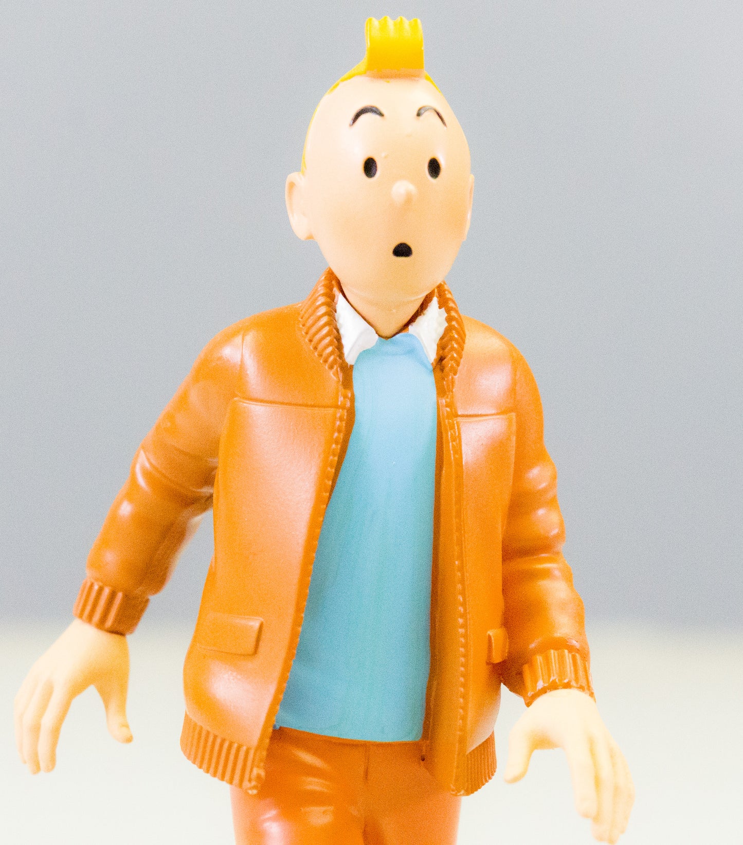 Tintin Figurine Moulinsart 42261 Tintin Aviator Jacket - Castafiore Emerald 12cm Resin Figure