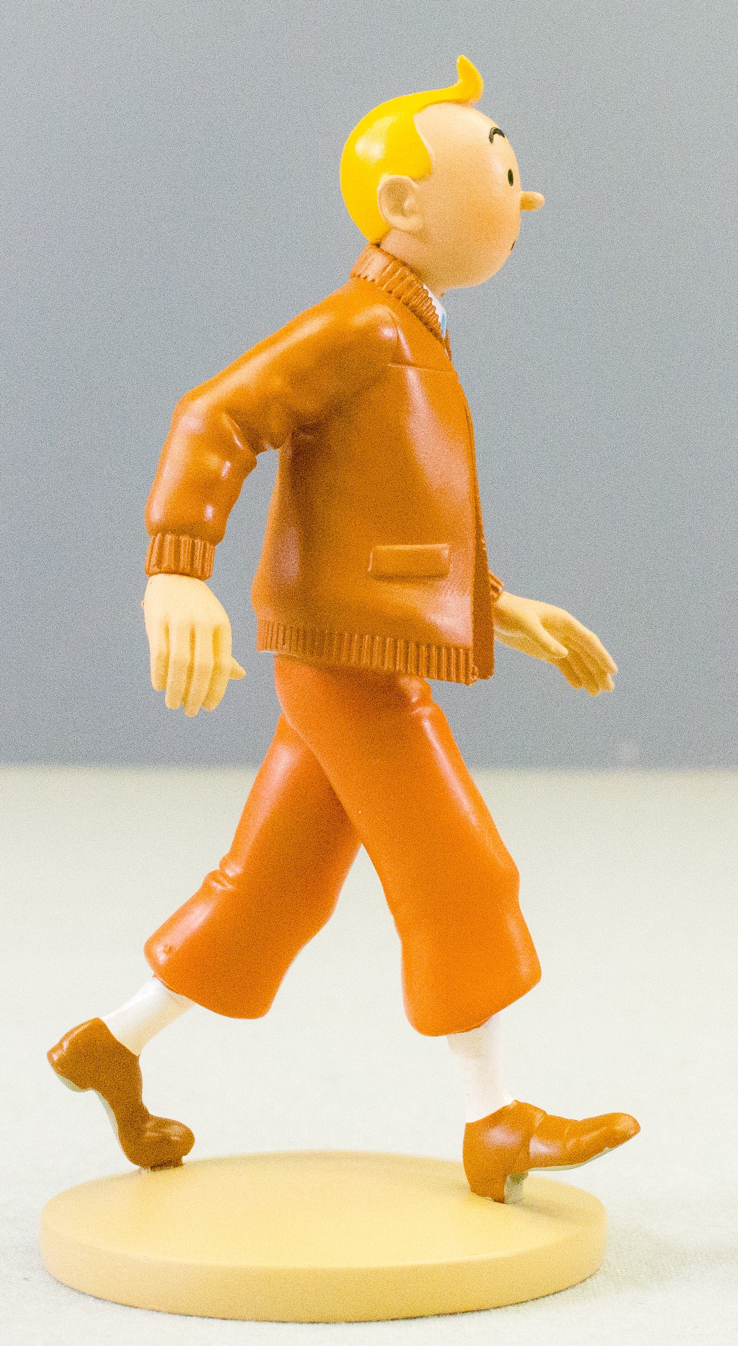 Tintin Figurine Moulinsart 42261 Tintin Aviator Jacket - Castafiore Emerald 12cm Resin Figure