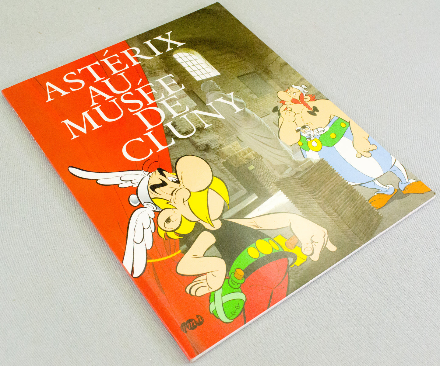 Asterix au Musee de Cluny book - Paperback 2009 French 1st Edition by Educa Books