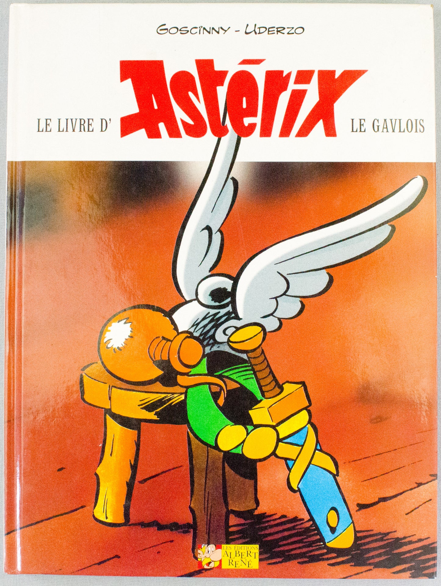 Le Livre d'Asterix Le Gavlois Book - 1999 French 1st Edition HB Les Editions Rene Andrieu