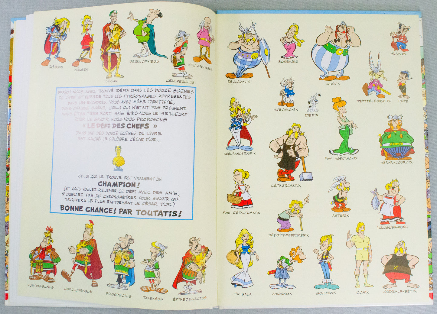 Asterix Game Book: Mais où est donc Idéfix? 2001 HB French Dragon d'Or 1st Edition