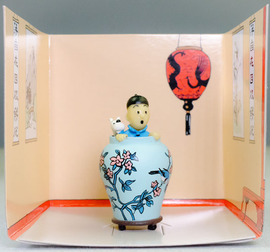 Tintin & Snowy in Chinese vase - Blue Lotus: Coffret/Box Scene Moulinsart Figurine 9cm Model