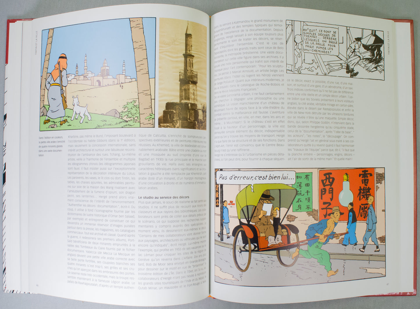 Tintin et la ville Book - 2004 French Hardback 1st Edition by Moulinsart