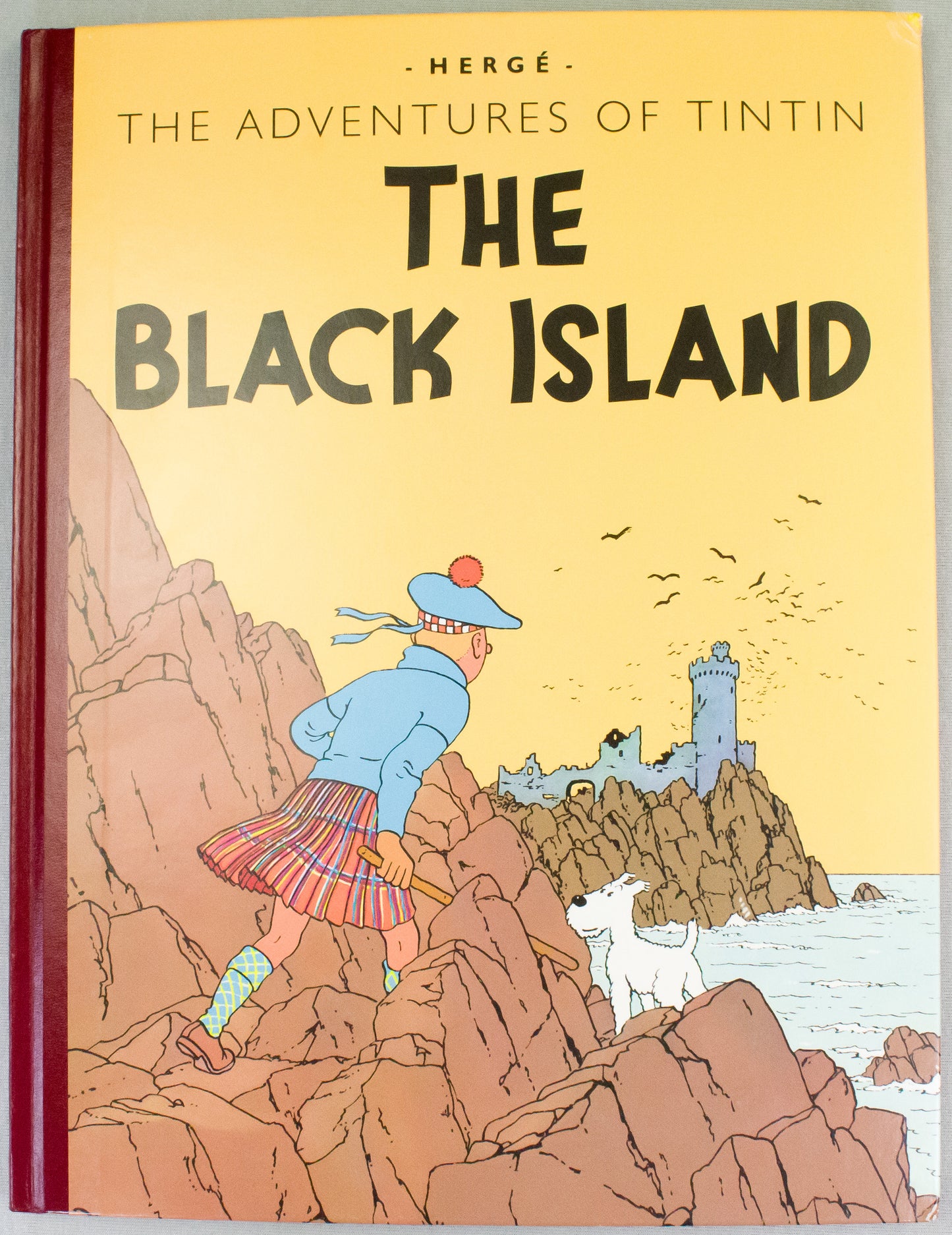 The Black Island: Egmont 2008 UK Hardback Classic Colour Edition Rare Tintin Book Herge