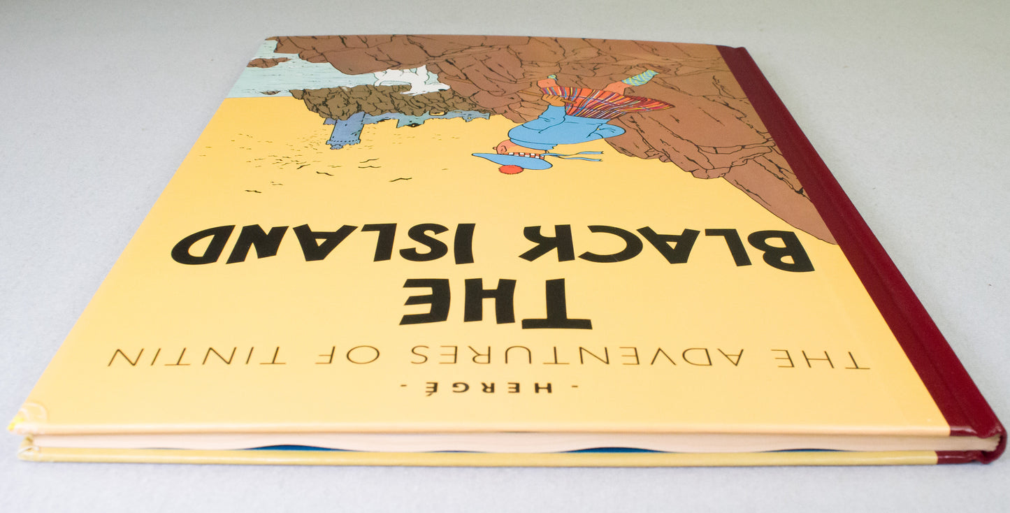 The Black Island: Egmont 2008 UK Hardback Classic Colour Edition Rare Tintin Book Herge