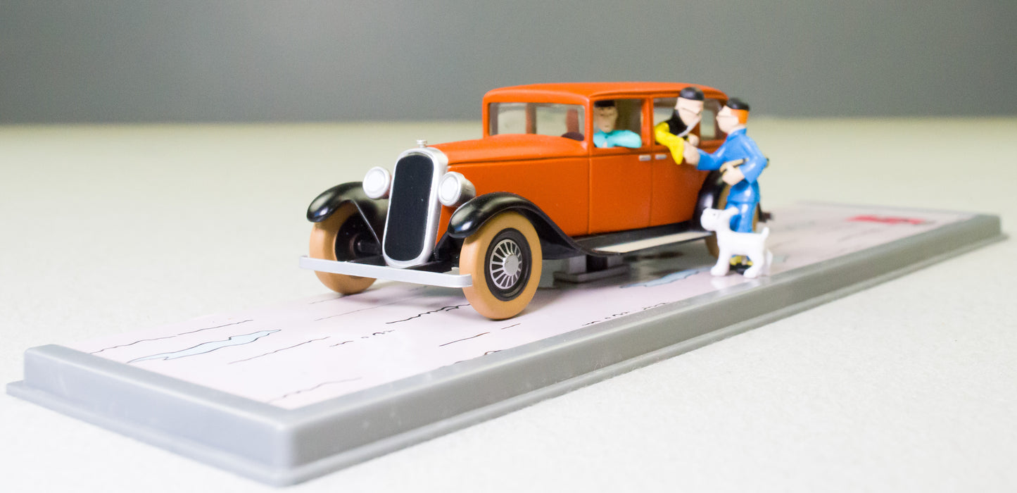 MOULINSART TINTIN CAR #2 Dr Wang's Red Limo: Blue Lotus Model car 1/43 Scale (Copy)