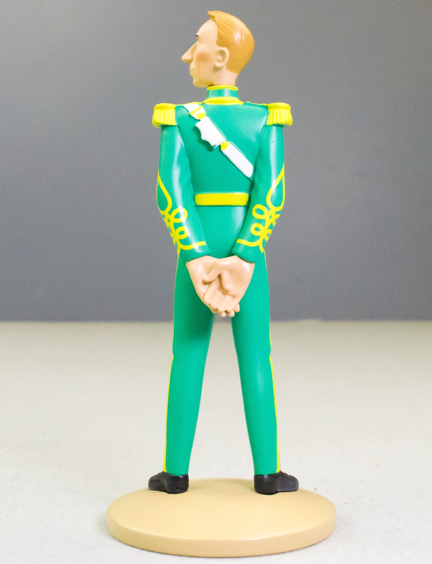 Tintin Figurine Moulinsart 42259 Herge En Costume - King Ottokar’s Sceptre 12cm Resin Figure