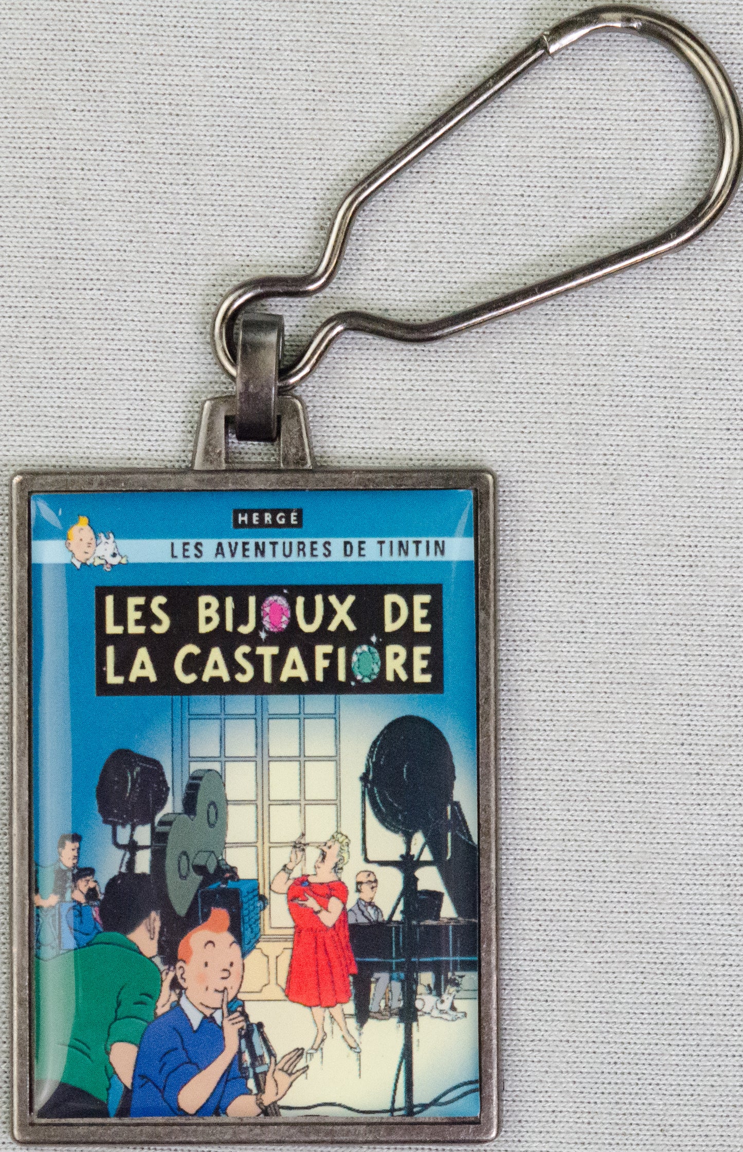 Moulinsart Tintin Title Cover Keyring 42549 - Castafiore Emerald Metal