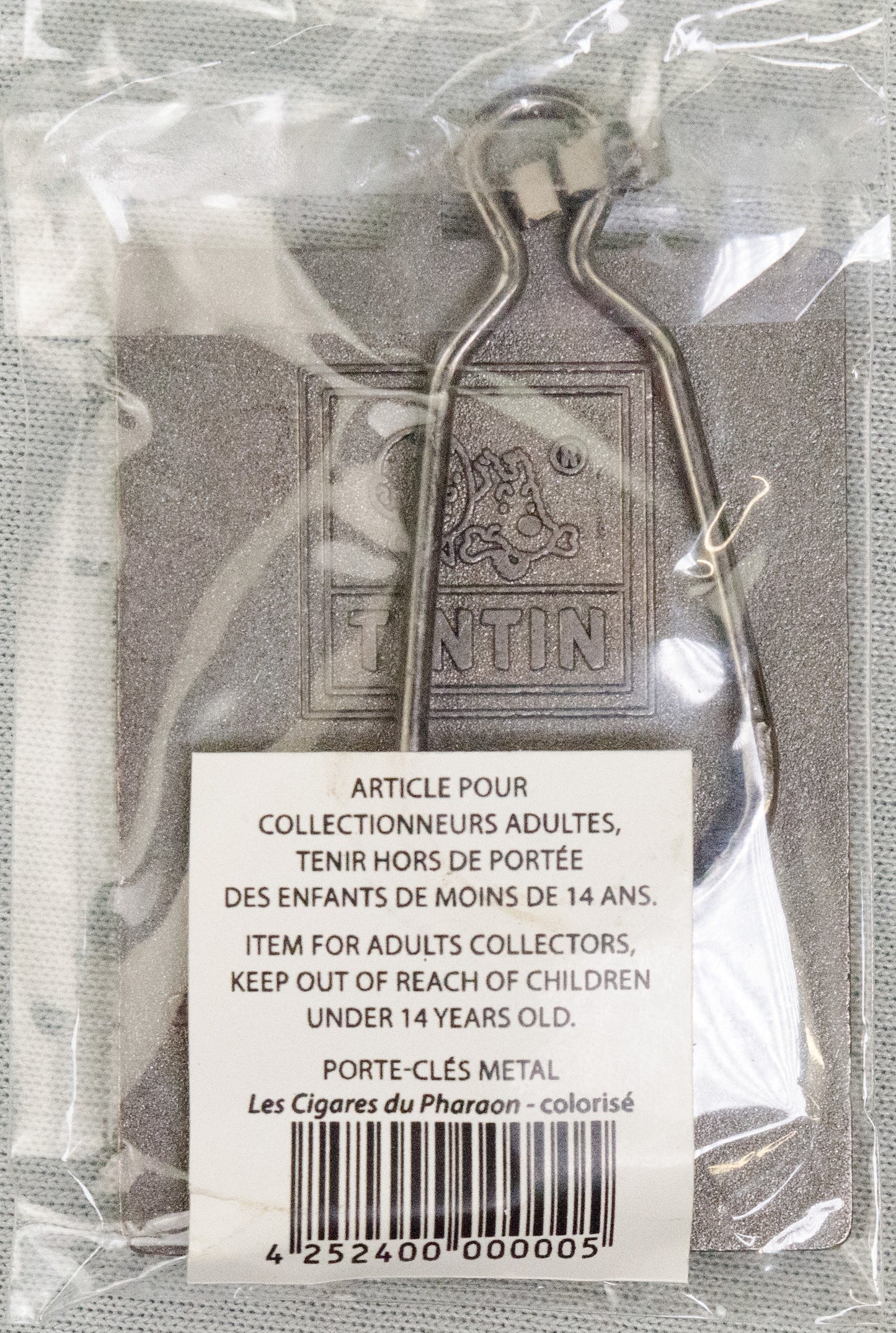 Moulinsart Tintin Title Cover Keyring 42551-1 - Cigars of the Pharaoh (recolourised) Metal