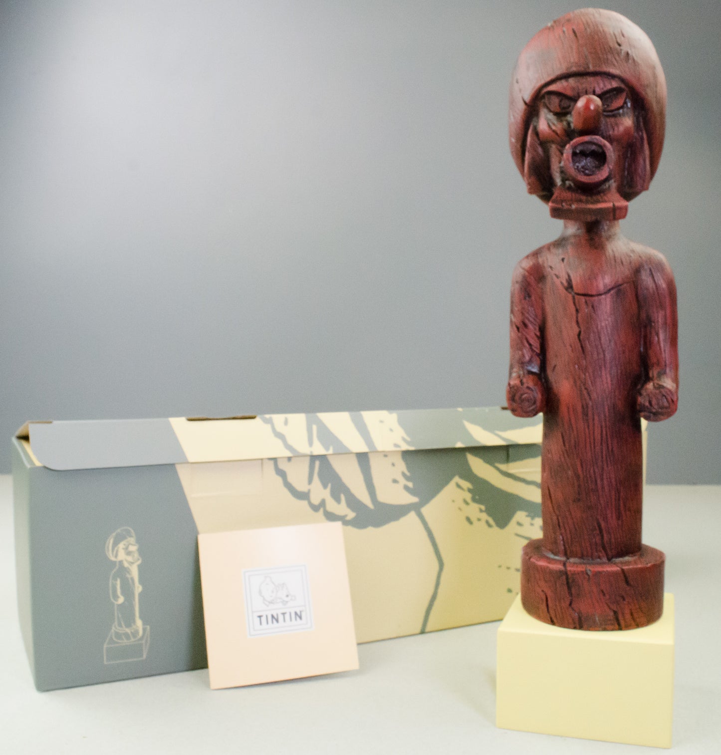 Statuette Moulinsart Tintin 46002 Le Totem du Chevalier de Hadoque 34.5cm Resin Models
