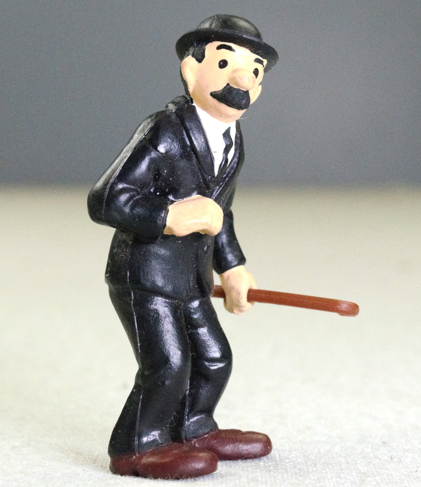 Thompson: Vintage 1980s 3/4cm Mini Figure from the Bully Collection