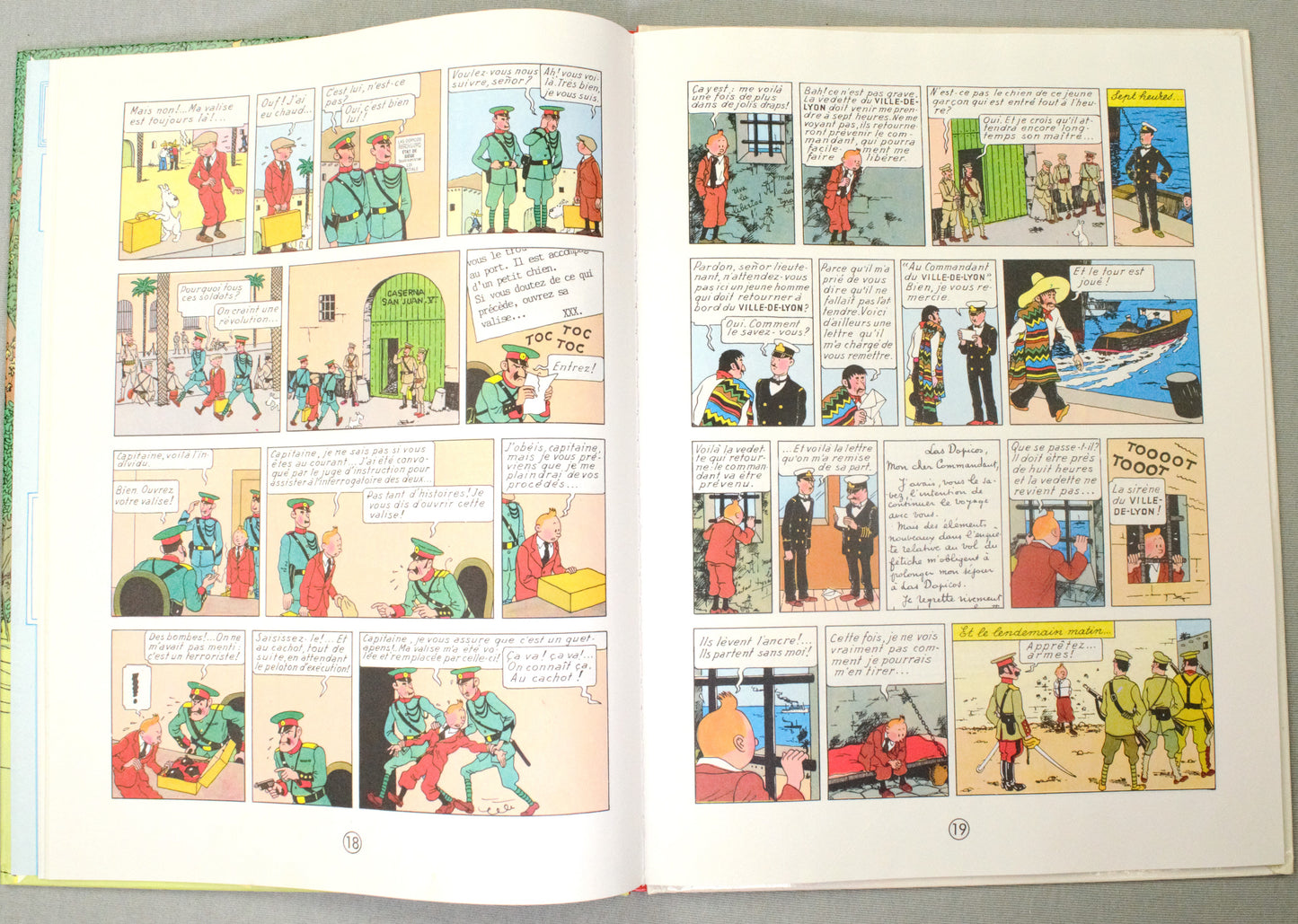 Tintin L'oreille Cassee Comic Book - Casterman 1984 French Hardback Edition Herge