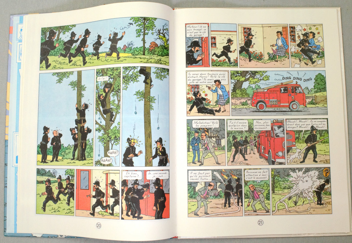 Tintin L'ile Noire Comic Book - Casterman 1984 French Hardback Edition Herge